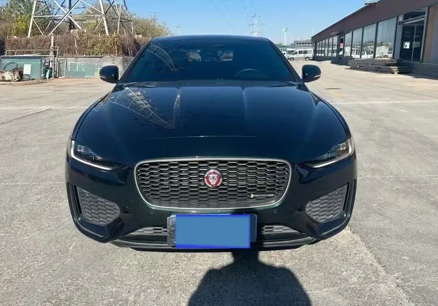 2022 Jaguar XEL 2.0T 250HP L4 8AT,autocango,china used car exporter,china ev exporter,chinese used car exporter,chinese used ev exporter