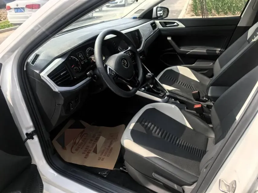 2021 Haval H6 1.5T 169HP L4 7DCT,autocango,china used car exporter,china ev exporter,chinese used car exporter,chinese used ev exporter