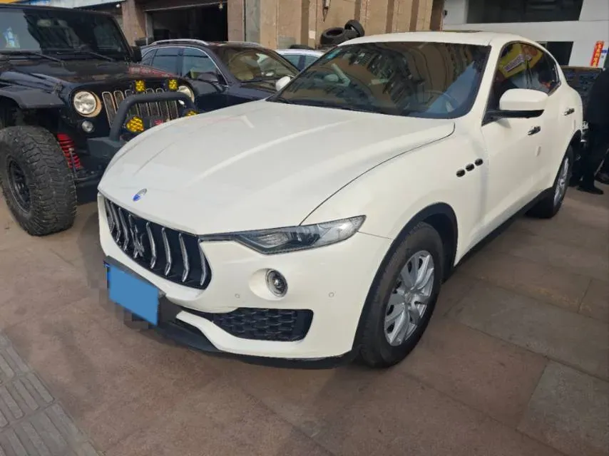 2018 Maserati Levante 3.0T 350HP V6 8AT,autocango,china used car exporter,china ev exporter,chinese used car exporter,chinese used ev exporter