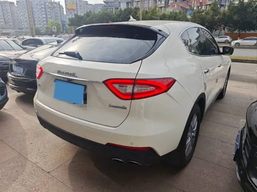 2018 Maserati Levante 3.0T 350HP V6 8AT,autocango,china used car exporter,china ev exporter,chinese used car exporter,chinese used ev exporter