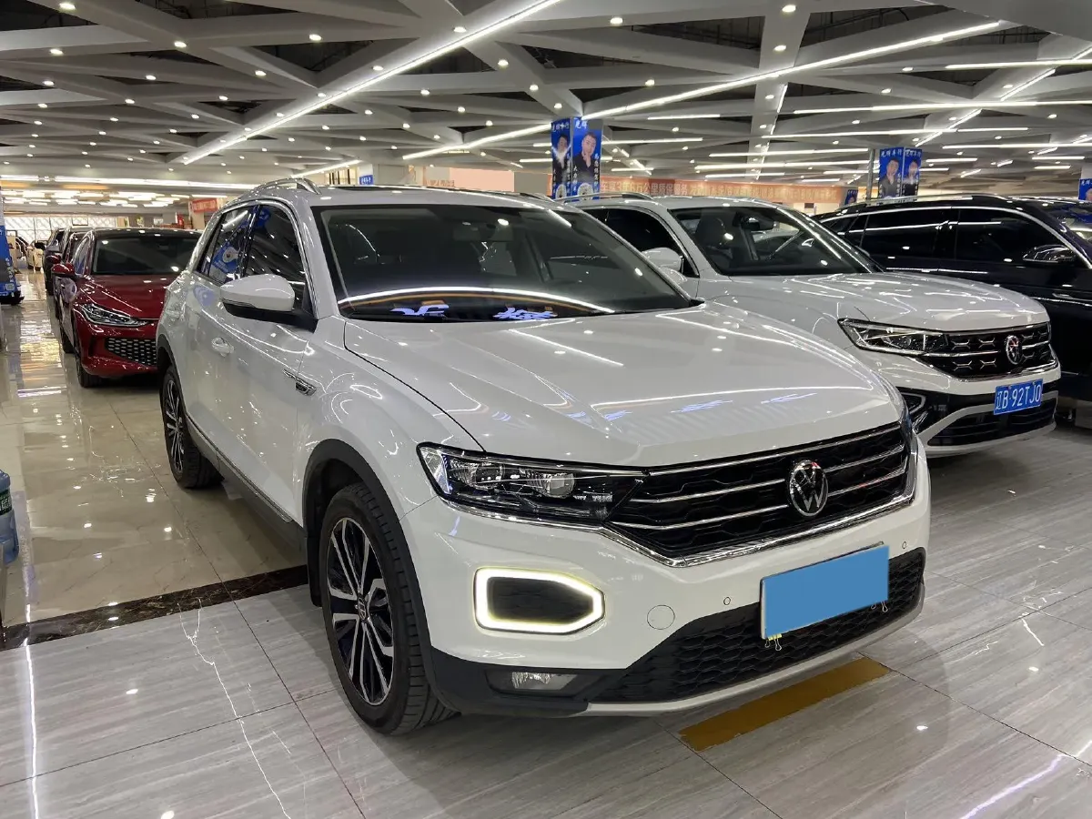 2022 Volkswagen T-Roc 1.4T 150HP L4 7DCT,autocango,china used car exporter,china ev exporter,chinese used car exporter,chinese used ev exporter