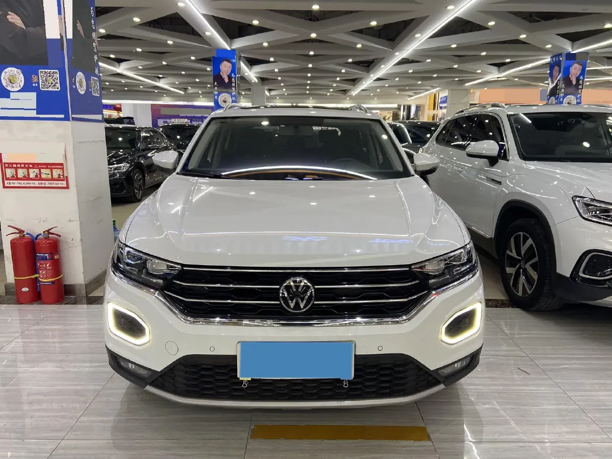 2022 Volkswagen T-Roc 1.4T 150HP L4 7DCT,autocango,china used car exporter,china ev exporter,chinese used car exporter,chinese used ev exporter