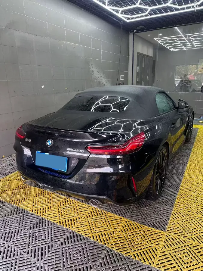 2019 BMW Z4 2.0T 197HP L4 8AT,autocango,china used car exporter,china ev exporter,chinese used car exporter,chinese used ev exporter