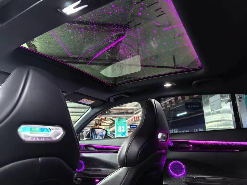 2022 ChangAn UNI-V 2.0T 233HP L4 8AT,autocango,china used car exporter,china ev exporter,chinese used car exporter,chinese used ev exporter