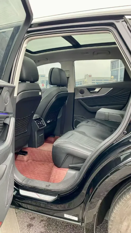 2023 HongQi HS5 2.0T 252HP L4 8AT,autocango,china used car exporter,china ev exporter,chinese used car exporter,chinese used ev exporter