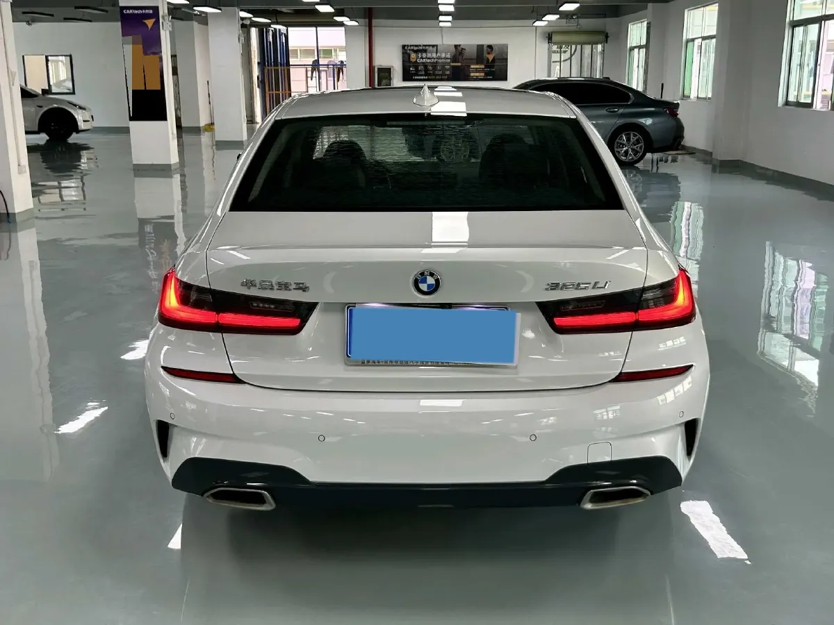 2022 BMW 3 Series 2.0T 184HP L4 8AT,autocango,china used car exporter,china ev exporter,chinese used car exporter,chinese used ev exporter