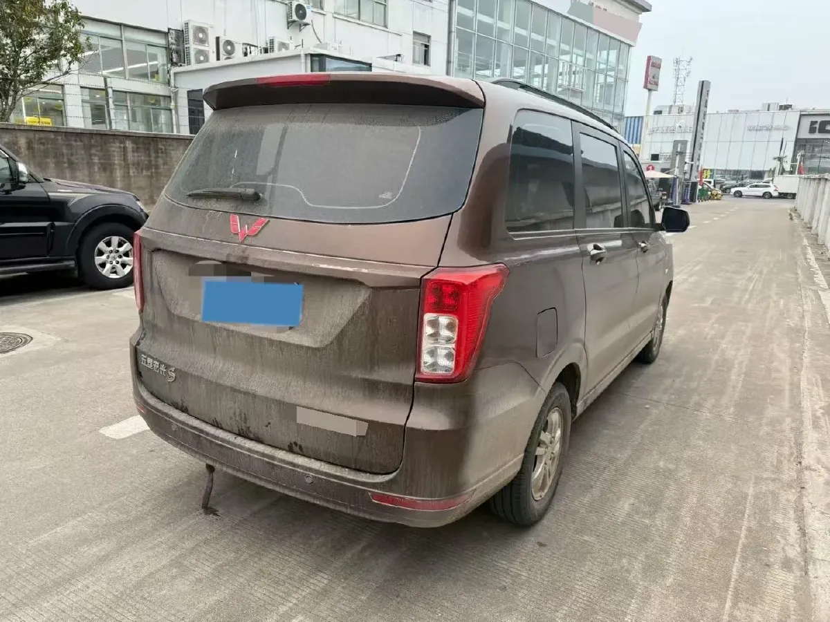 2018 WuLing HongGuang 1.5L 105HP L4 5MT,autocango,china used car exporter,china ev exporter,chinese used car exporter,chinese used ev exporter
