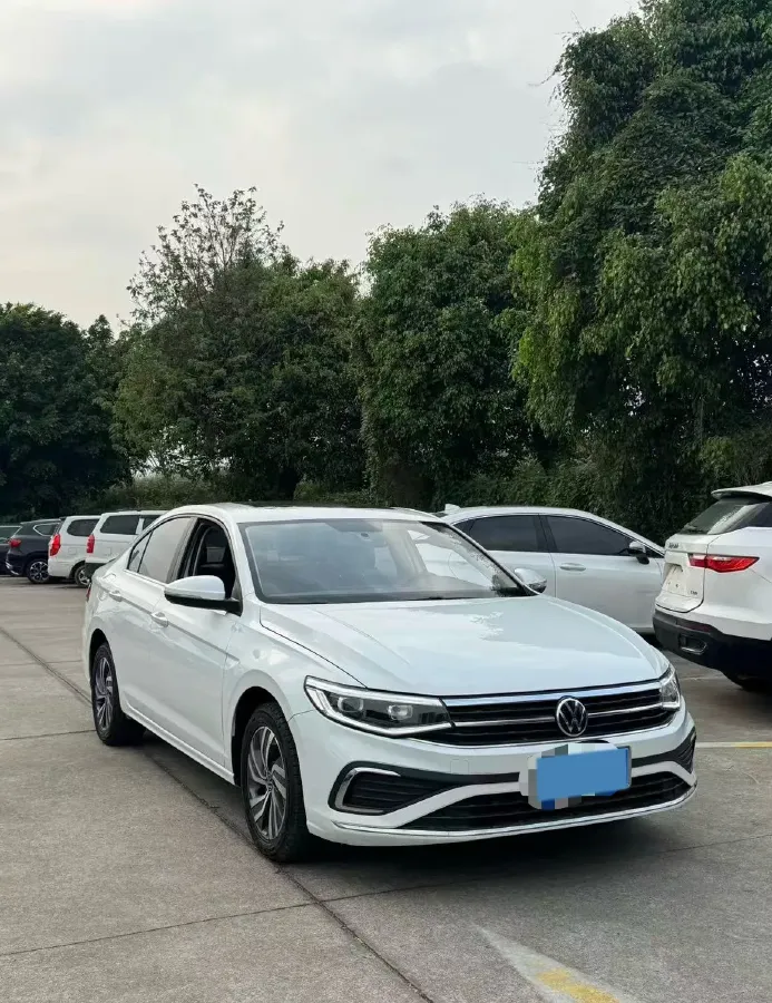 2025 Volkswagen Bora 1.2T 116HP L4 7DCT,autocango,china used car exporter,china ev exporter,chinese used car exporter,chinese used ev exporter