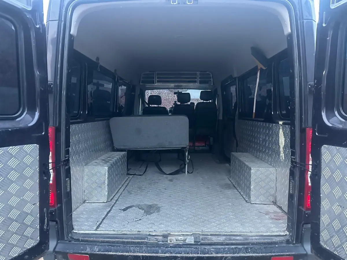 2021 DongFeng DFAC YuFeng 2.3T 143HP L4 6MT,autocango,china used car exporter,china ev exporter,chinese used car exporter,chinese used ev exporter