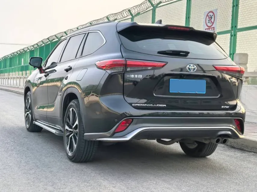 2021 Toyota Crown Kluger 2.5L 192HP L4 E-CVT Hybrid,autocango,china used car exporter,china ev exporter,chinese used car exporter,chinese used ev exporter