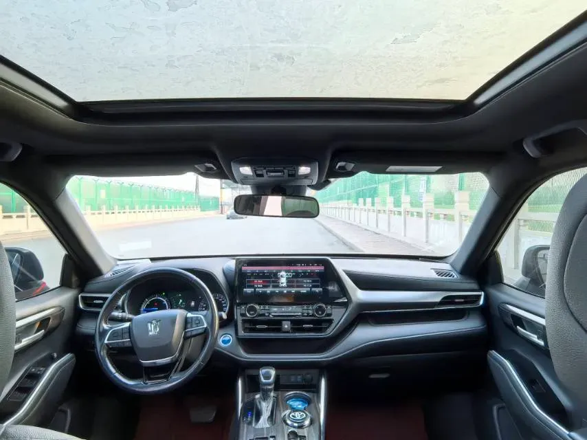 2021 Toyota Crown Kluger 2.5L 192HP L4 E-CVT Hybrid,autocango,china used car exporter,china ev exporter,chinese used car exporter,chinese used ev exporter