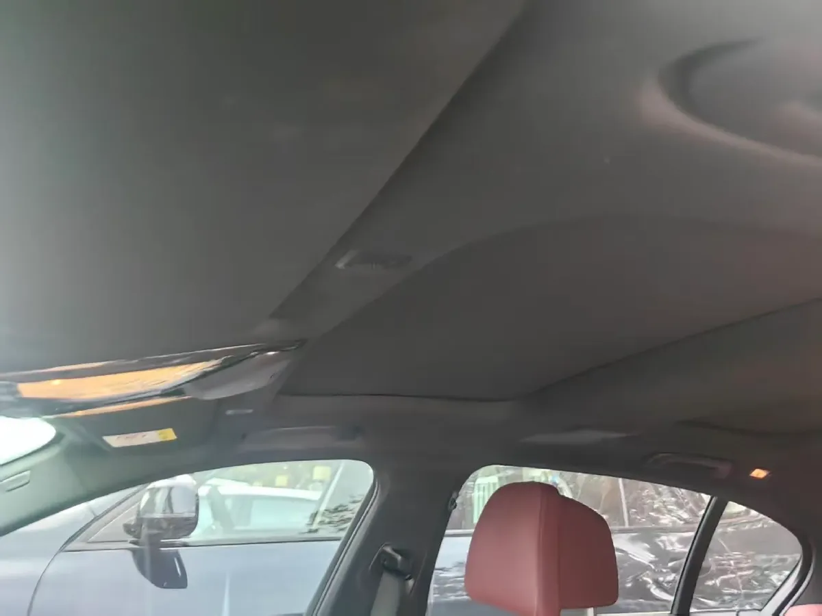 2022 BMW 5 Series 2.0T 252HP L4 8AT,autocango,china used car exporter,china ev exporter,chinese used car exporter,chinese used ev exporter