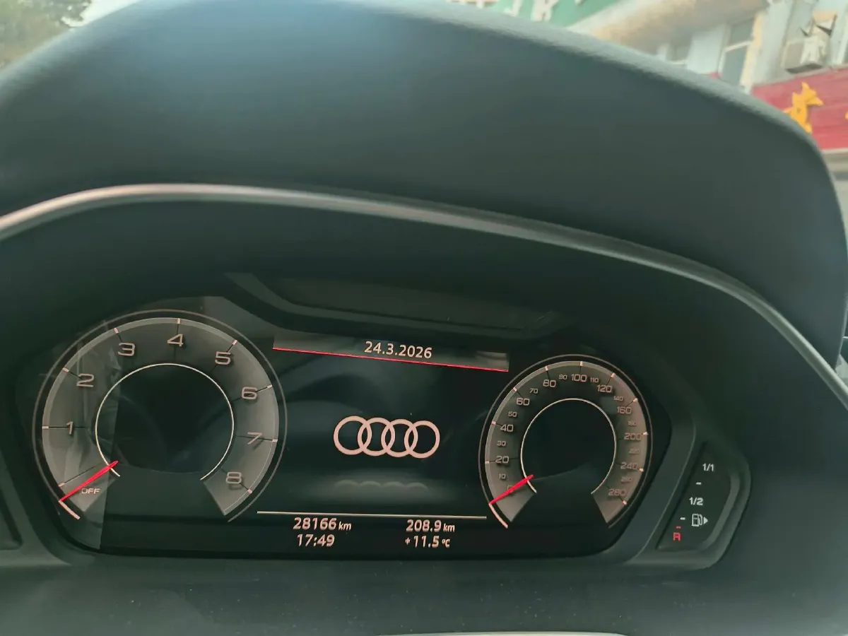 2023 Audi Q3 1.5T 160HP L4 7DCT,autocango,china used car exporter,china ev exporter,chinese used car exporter,chinese used ev exporter