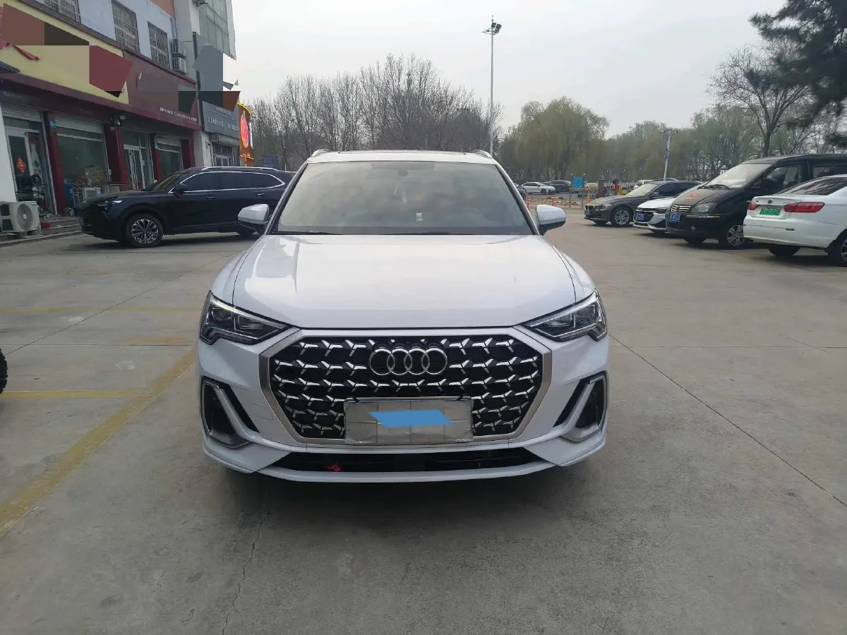 2023 Audi Q3 1.5T 160HP L4 7DCT,autocango,china used car exporter,china ev exporter,chinese used car exporter,chinese used ev exporter