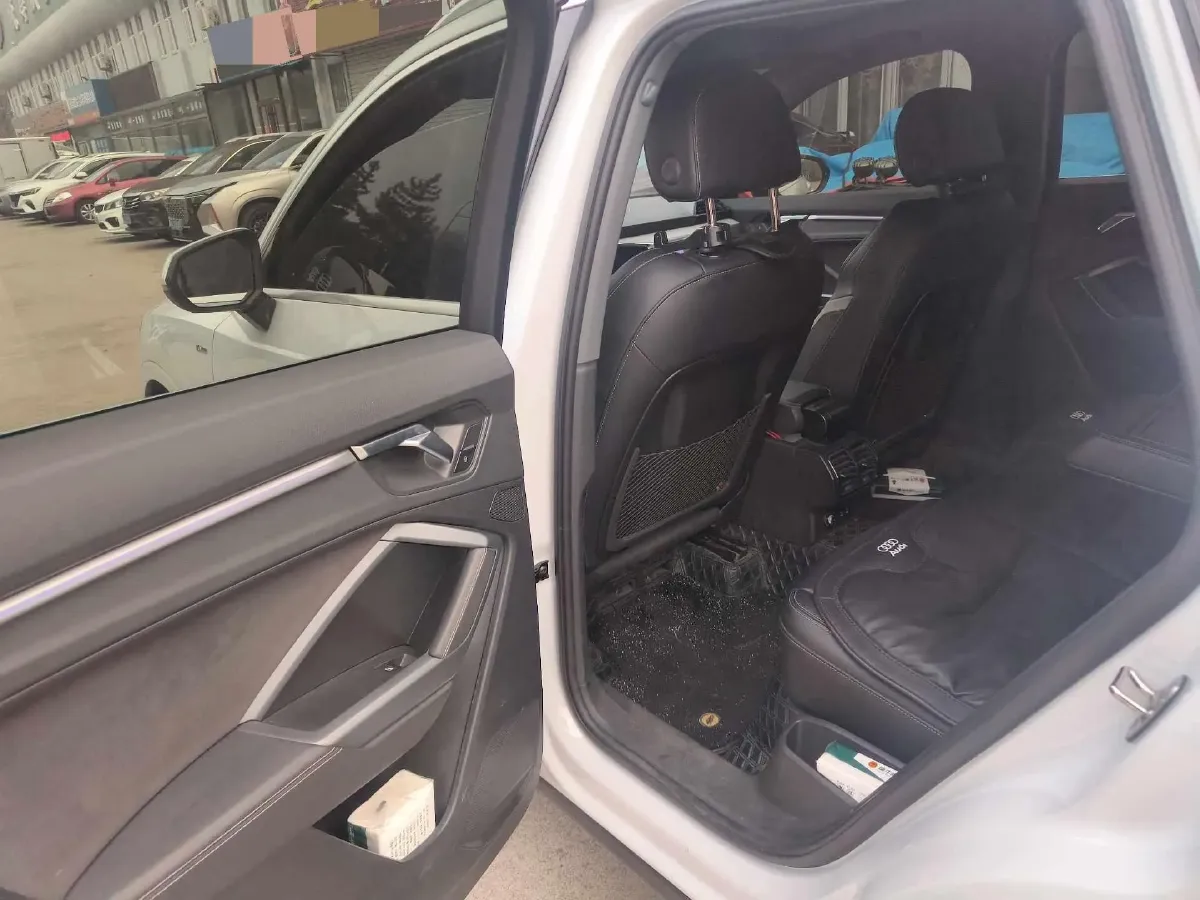 2023 Audi Q3 1.5T 160HP L4 7DCT,autocango,china used car exporter,china ev exporter,chinese used car exporter,chinese used ev exporter