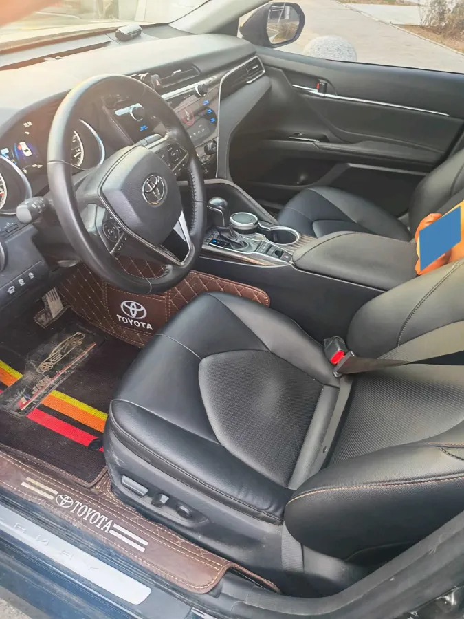 2019 Toyota Camry 2.5L 209HP L4 8AT,autocango,china used car exporter,china ev exporter,chinese used car exporter,chinese used ev exporter