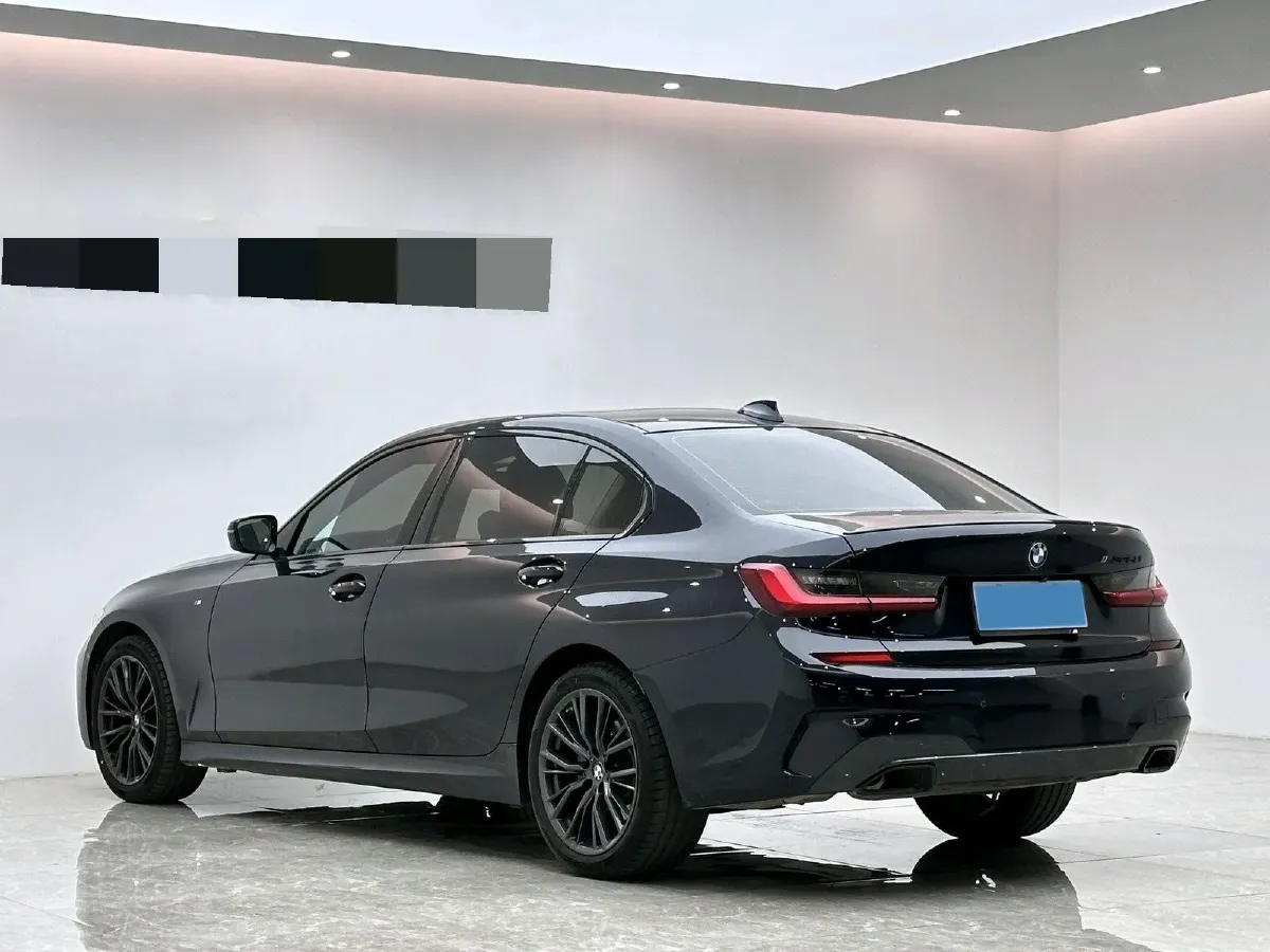 2022 BMW 3 Series 2.0T 184HP L4 8AT,autocango,china used car exporter,china ev exporter,chinese used car exporter,chinese used ev exporter