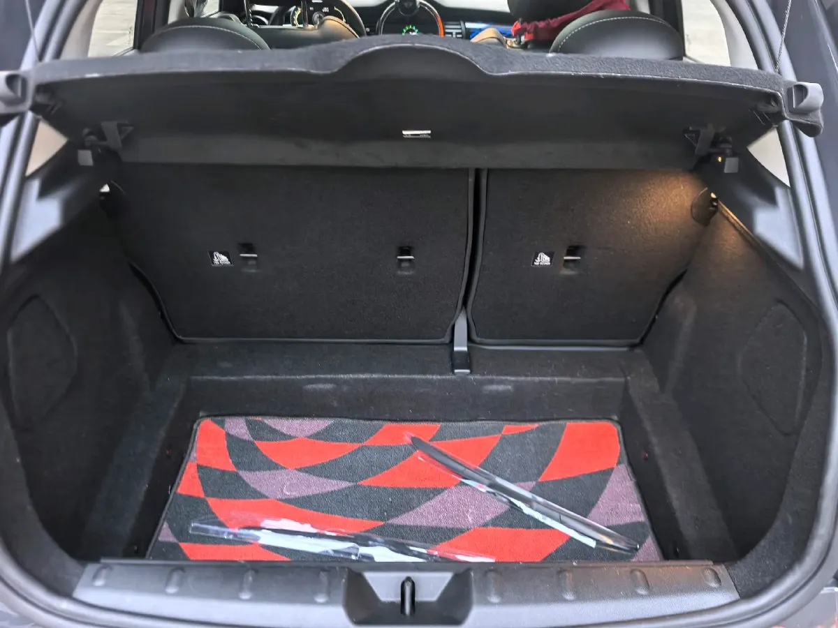 2021 MINI MINI 2.0T 192HP L4 7DCT,autocango,china used car exporter,china ev exporter,chinese used car exporter,chinese used ev exporter