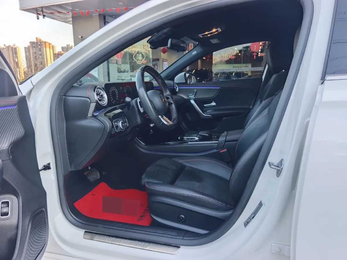 2023 Mercedes-Benz A Class 1.3T 163HP L4 7DCT,autocango,china used car exporter,china ev exporter,chinese used car exporter,chinese used ev exporter
