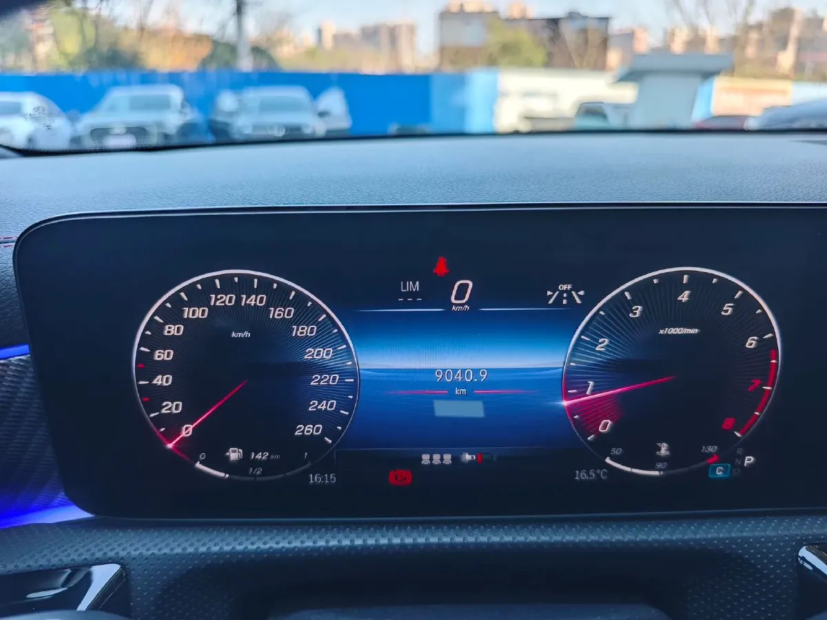 2023 Mercedes-Benz A Class 1.3T 163HP L4 7DCT,autocango,china used car exporter,china ev exporter,chinese used car exporter,chinese used ev exporter