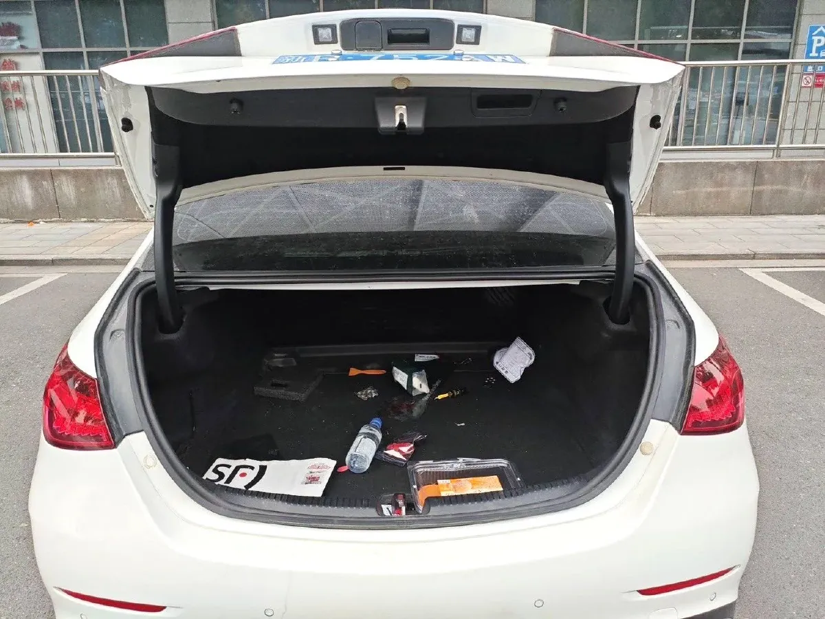 2023 Mercedes-Benz C Class 1.5T 204HP L4 9AT,autocango,china used car exporter,china ev exporter,chinese used car exporter,chinese used ev exporter