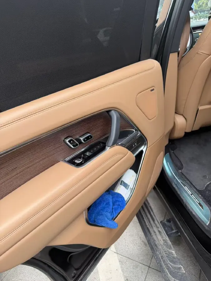 2025 Land Rover Range Rover 3.0T 400HP L6 8AT,autocango,china used car exporter,china ev exporter,chinese used car exporter,chinese used ev exporter