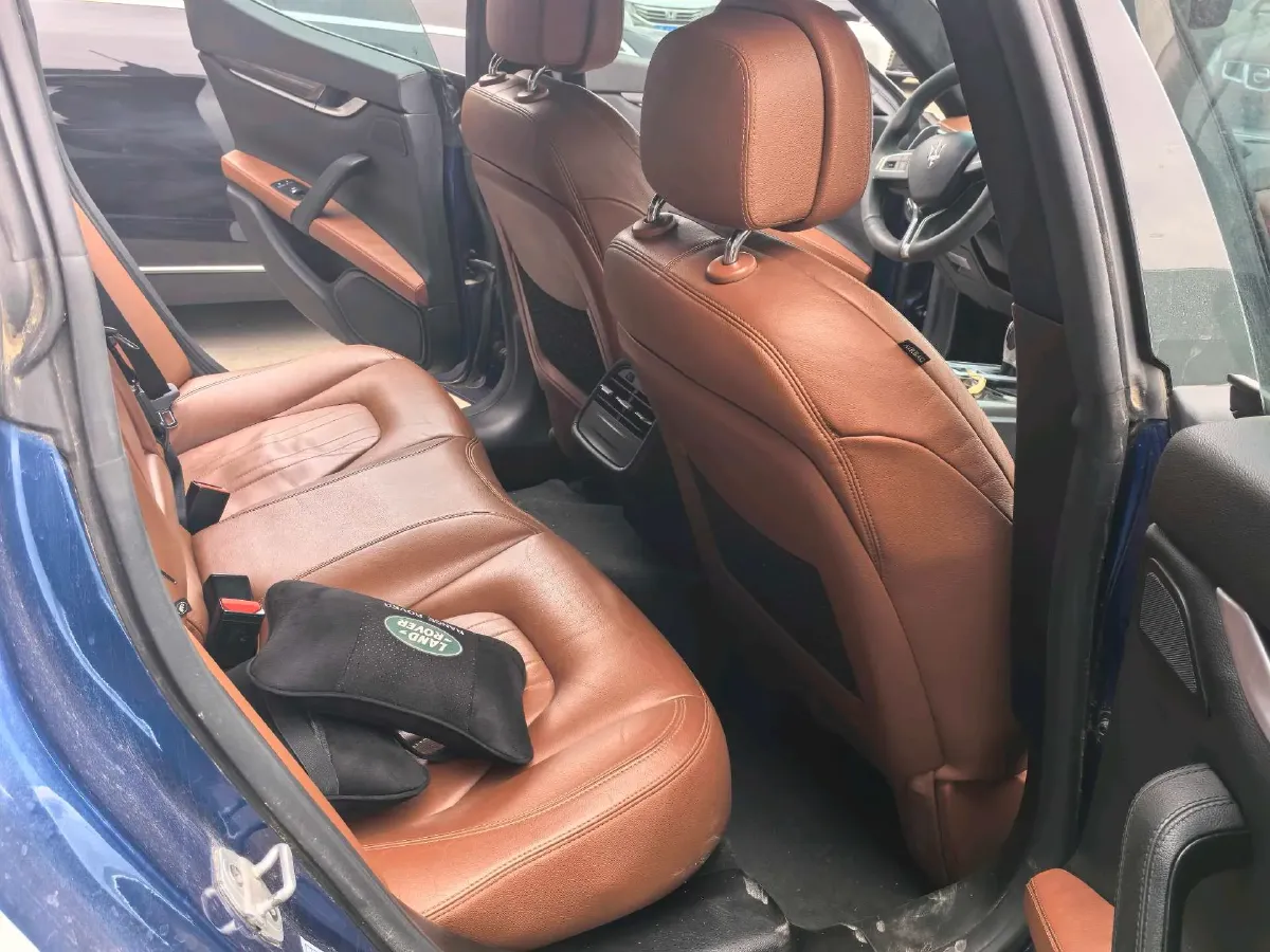 2013 Land Rover Discovery 3.0T 249HP V6 8AT,autocango,china used car exporter,china ev exporter,chinese used car exporter,chinese used ev exporter