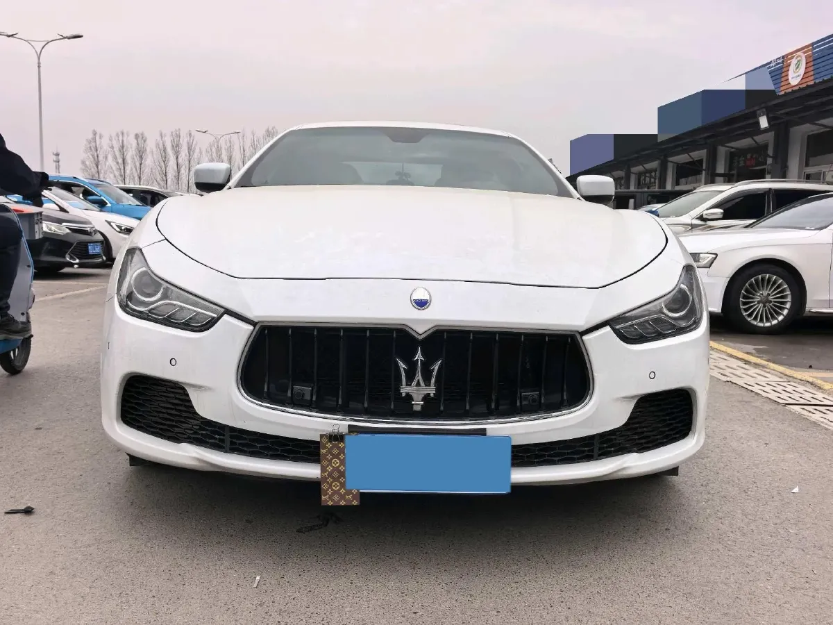 2013 Land Rover Discovery 3.0T 249HP V6 8AT,autocango,china used car exporter,china ev exporter,chinese used car exporter,chinese used ev exporter