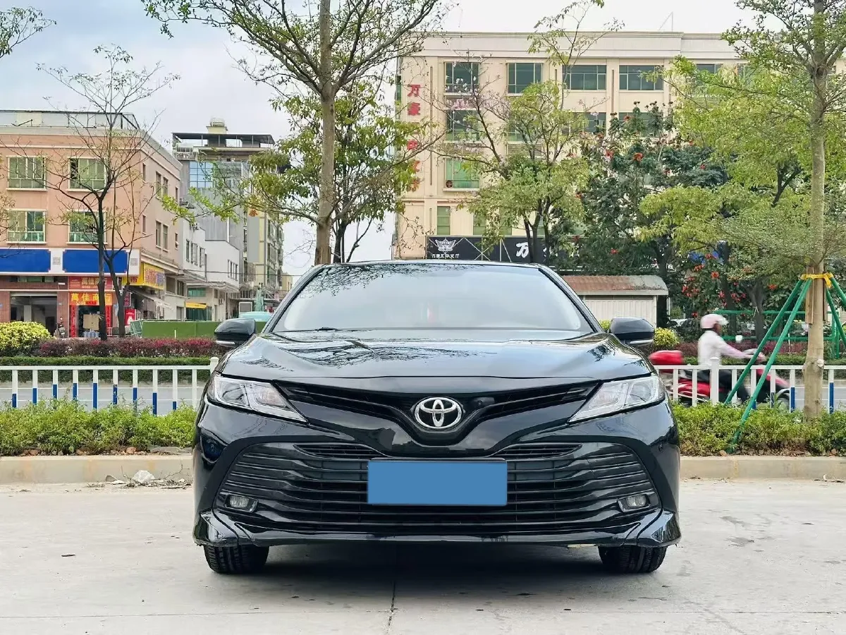 2018 Toyota Camry 2.0L 167HP L4 6AT,autocango,china used car exporter,china ev exporter,chinese used car exporter,chinese used ev exporter