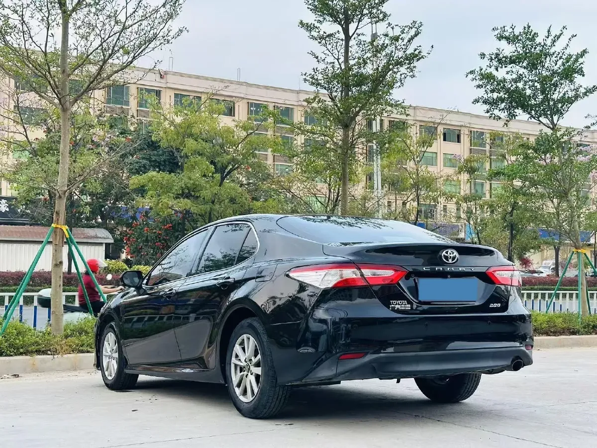 2018 Toyota Camry 2.0L 167HP L4 6AT,autocango,china used car exporter,china ev exporter,chinese used car exporter,chinese used ev exporter