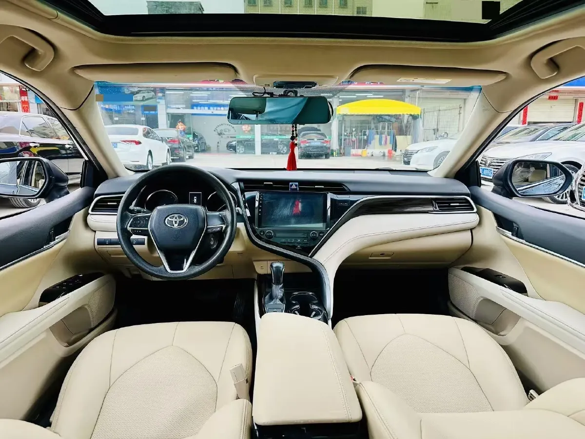 2018 Toyota Camry 2.0L 167HP L4 6AT,autocango,china used car exporter,china ev exporter,chinese used car exporter,chinese used ev exporter