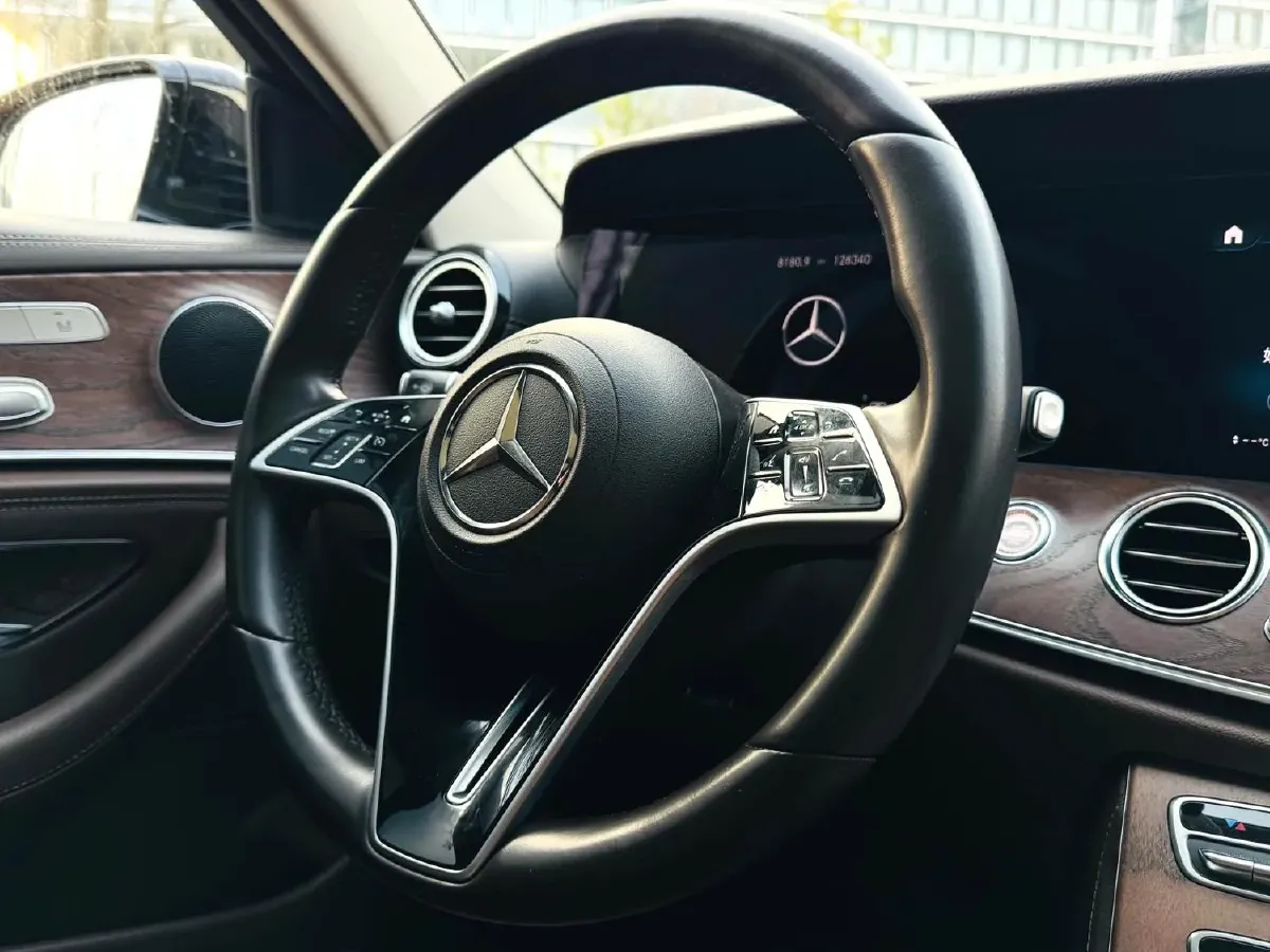 2023 Mercedes-Benz E Class 2.0T 197HP L4 9AT,autocango,china used car exporter,china ev exporter,chinese used car exporter,chinese used ev exporter