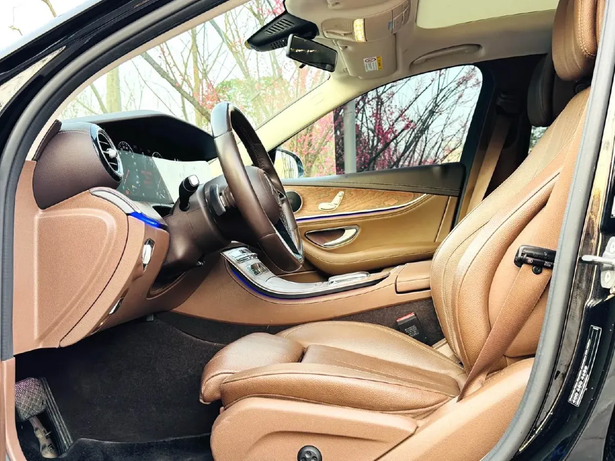 2023 Mercedes-Benz E Class 2.0T 197HP L4 9AT,autocango,china used car exporter,china ev exporter,chinese used car exporter,chinese used ev exporter