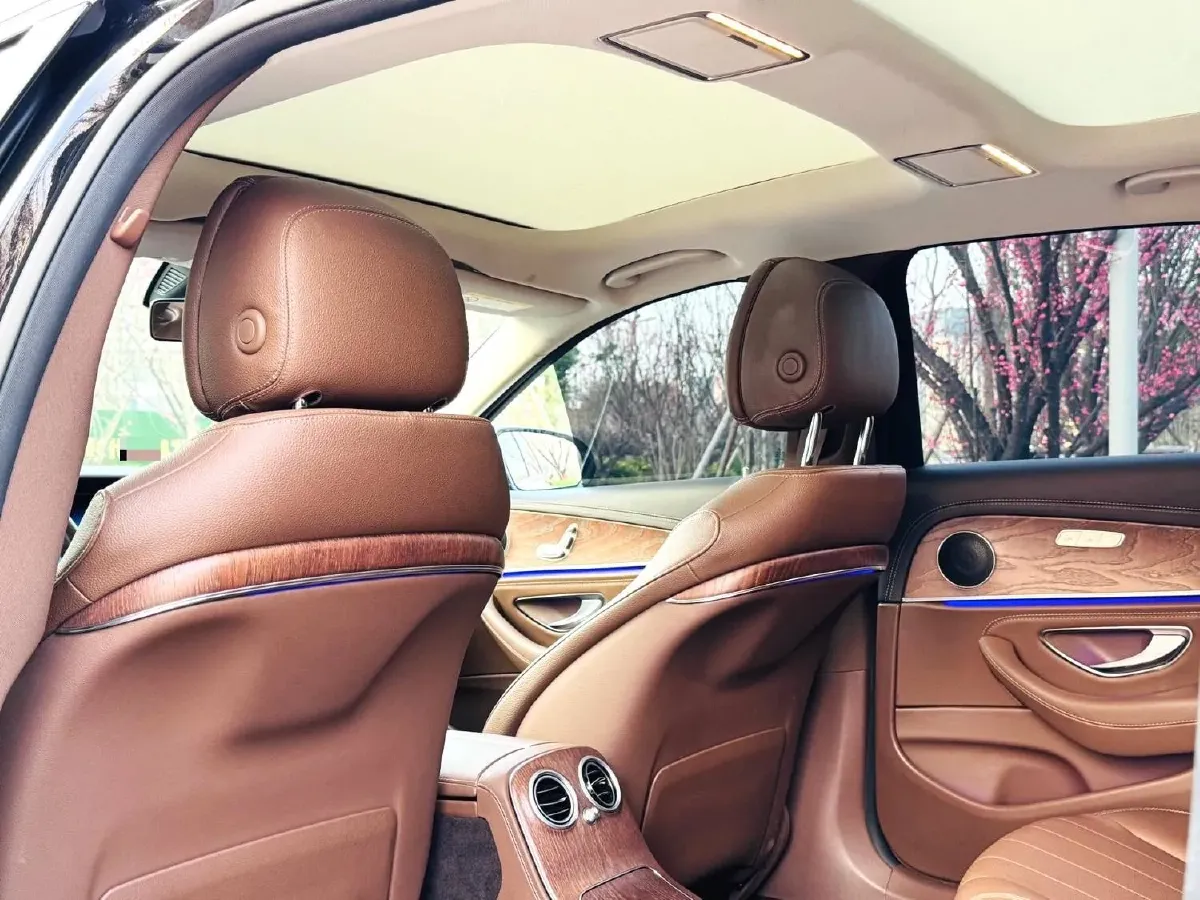 2023 Mercedes-Benz E Class 2.0T 197HP L4 9AT,autocango,china used car exporter,china ev exporter,chinese used car exporter,chinese used ev exporter