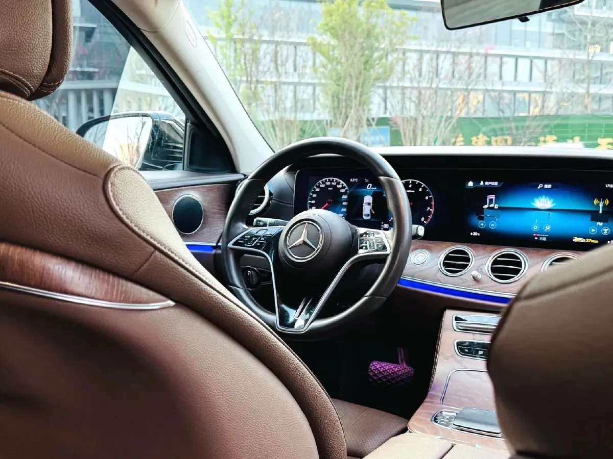 2023 Mercedes-Benz E Class 2.0T 197HP L4 9AT,autocango,china used car exporter,china ev exporter,chinese used car exporter,chinese used ev exporter