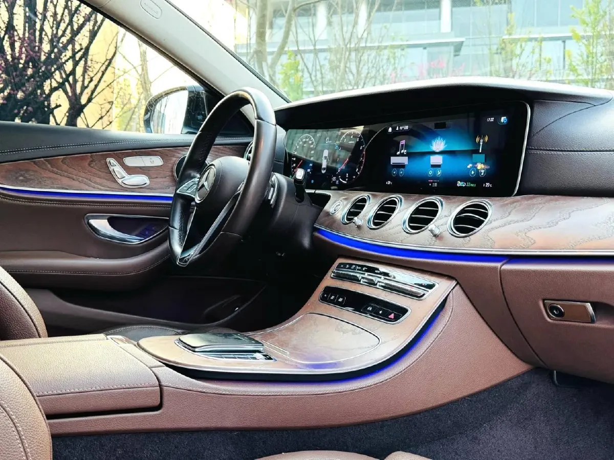 2023 Mercedes-Benz E Class 2.0T 197HP L4 9AT,autocango,china used car exporter,china ev exporter,chinese used car exporter,chinese used ev exporter