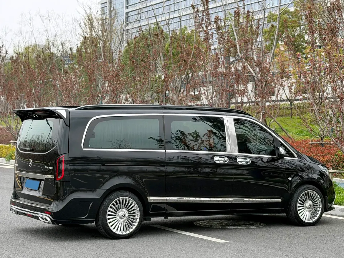 2023 Mercedes-Benz Vito 2.0T 211HP L4 9AT,autocango,china used car exporter,china ev exporter,chinese used car exporter,chinese used ev exporter