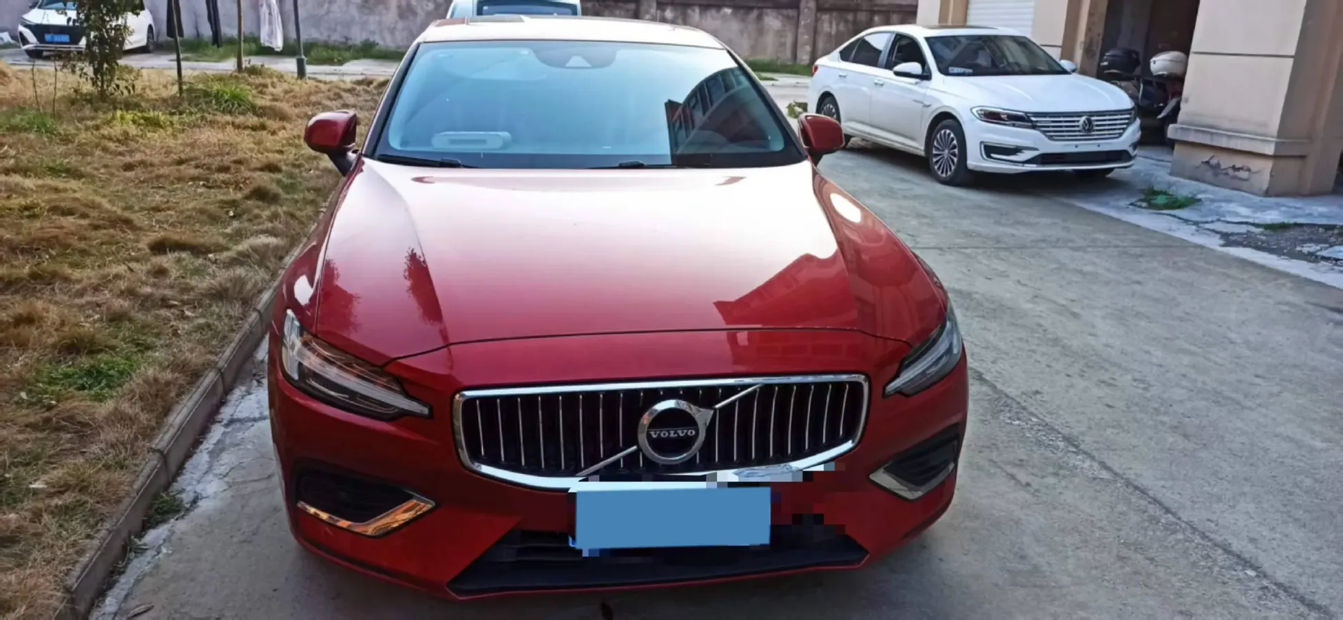 2022 Volvo S60 2.0T 197HP L4 8AT,autocango,china used car exporter,china ev exporter,chinese used car exporter,chinese used ev exporter