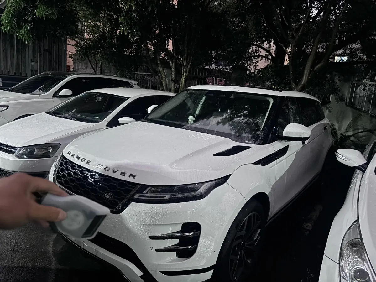 2023 Land Rover Range Rover Evoque 2.0T 249HP L4 9AT,autocango,china used car exporter,china ev exporter,chinese used car exporter,chinese used ev exporter