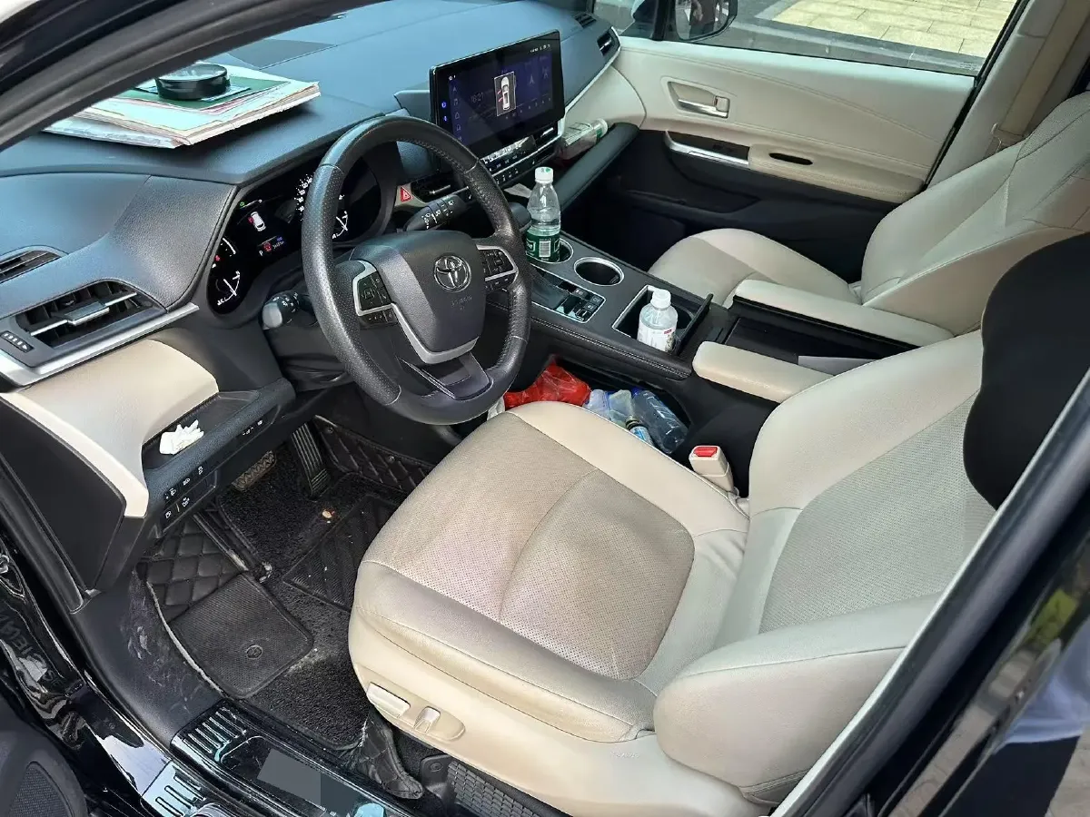 2023 Toyota Granvia 2.5L 189HP L4 E-CVT Hybrid,autocango,china used car exporter,china ev exporter,chinese used car exporter,chinese used ev exporter