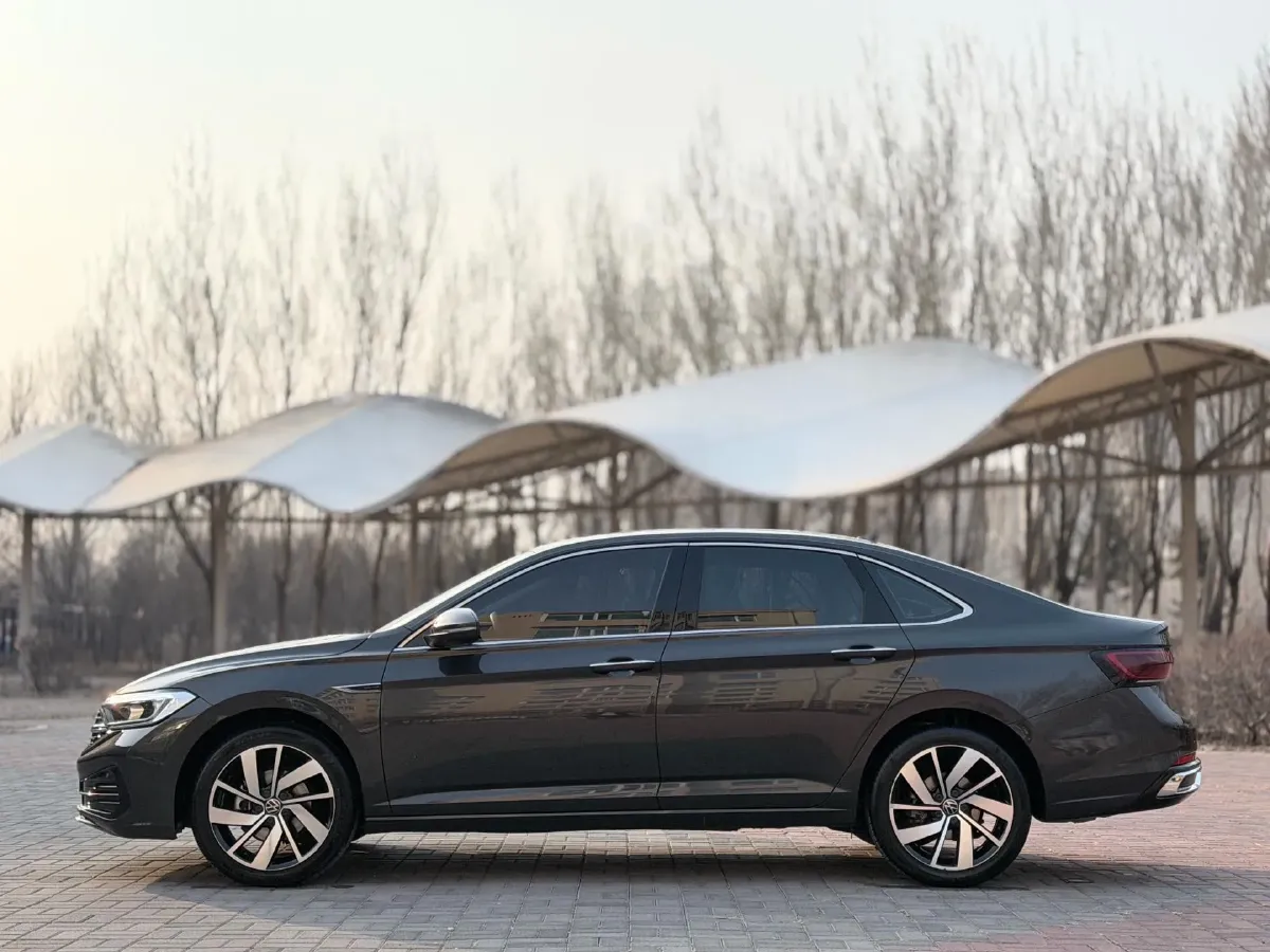 2024 Volkswagen Sagitar 1.5T 160HP L4 7DCT,autocango,china used car exporter,china ev exporter,chinese used car exporter,chinese used ev exporter