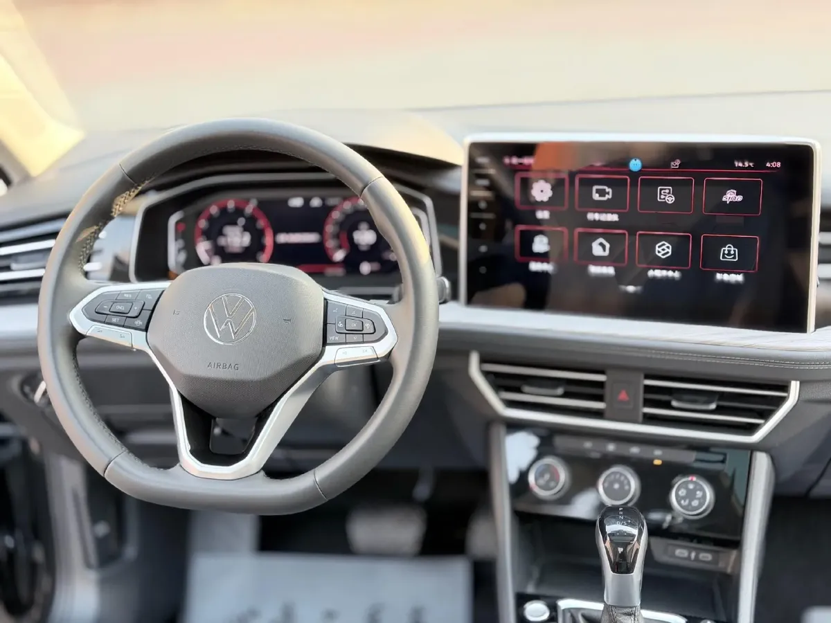 2024 Volkswagen Sagitar 1.5T 160HP L4 7DCT,autocango,china used car exporter,china ev exporter,chinese used car exporter,chinese used ev exporter