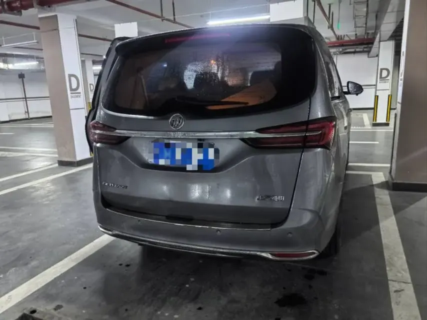 2022 Buick GL8 2.0T 237HP L4 9AT,autocango,china used car exporter,china ev exporter,chinese used car exporter,chinese used ev exporter