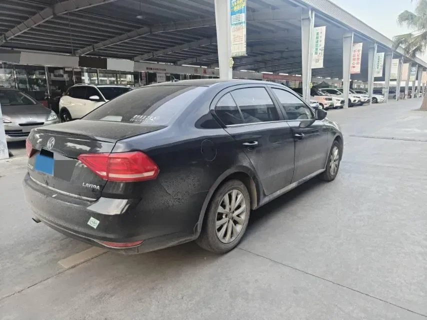 2017 Zotye Damy X7 1.8T 177HP L4 5MT,autocango,china used car exporter,china ev exporter,chinese used car exporter,chinese used ev exporter