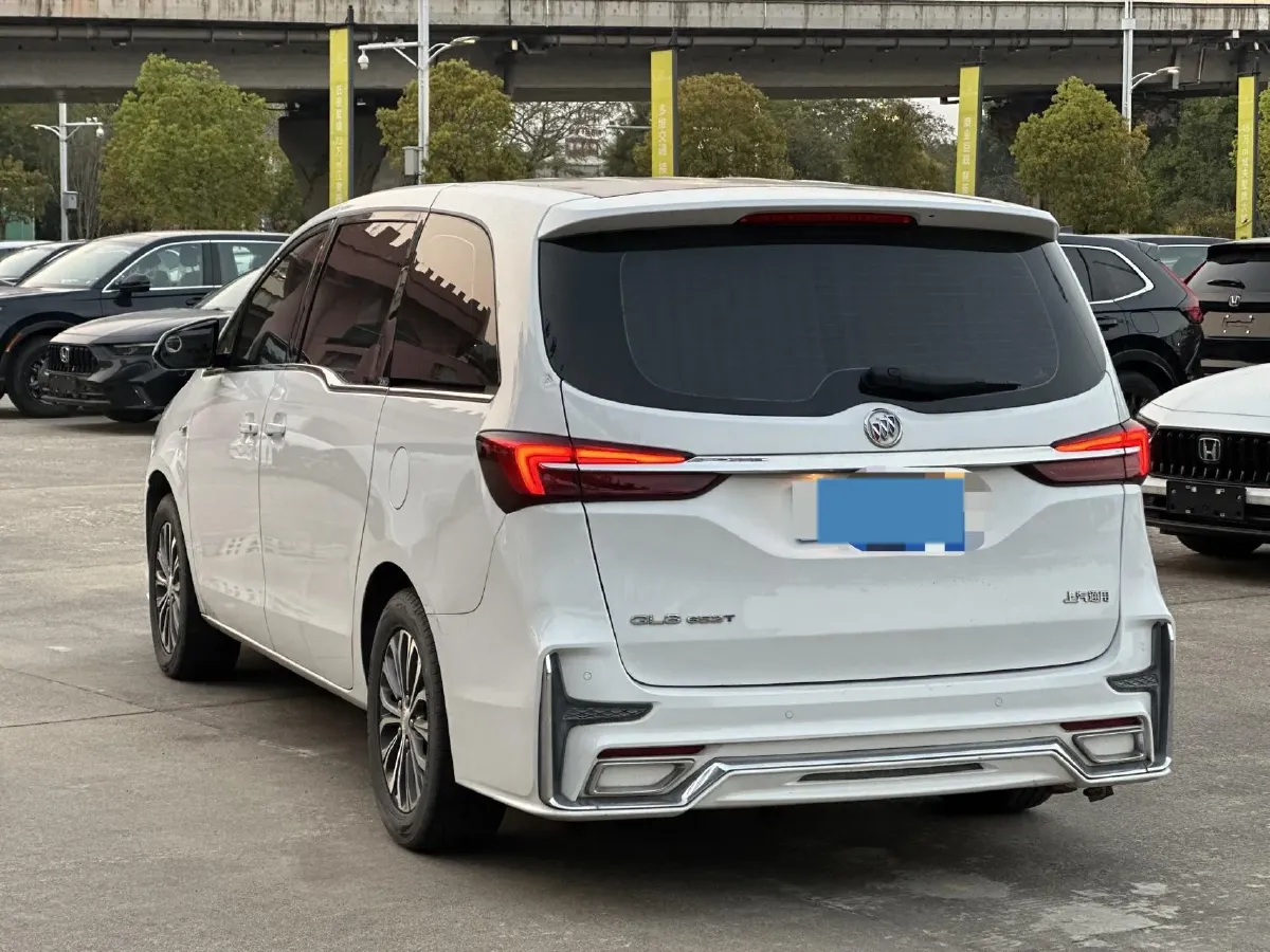 2021 Buick GL8 2.0T 237HP L4 9AT,autocango,china used car exporter,china ev exporter,chinese used car exporter,chinese used ev exporter