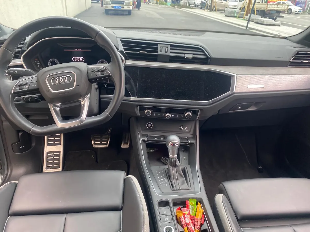 2023 Audi Q3 1.5T 160HP L4 7DCT,autocango,china used car exporter,china ev exporter,chinese used car exporter,chinese used ev exporter