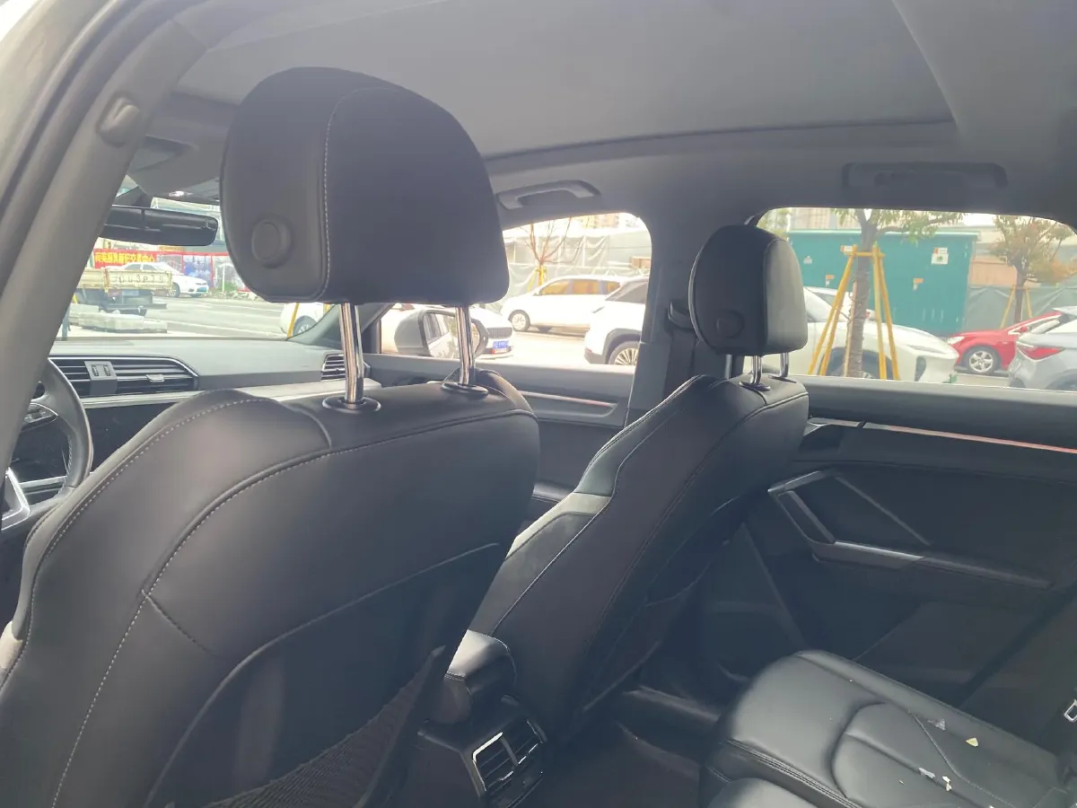 2023 Audi Q3 1.5T 160HP L4 7DCT,autocango,china used car exporter,china ev exporter,chinese used car exporter,chinese used ev exporter