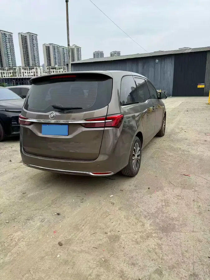 2022 Buick GL8 2.0T 237HP L4 9AT,autocango,china used car exporter,china ev exporter,chinese used car exporter,chinese used ev exporter