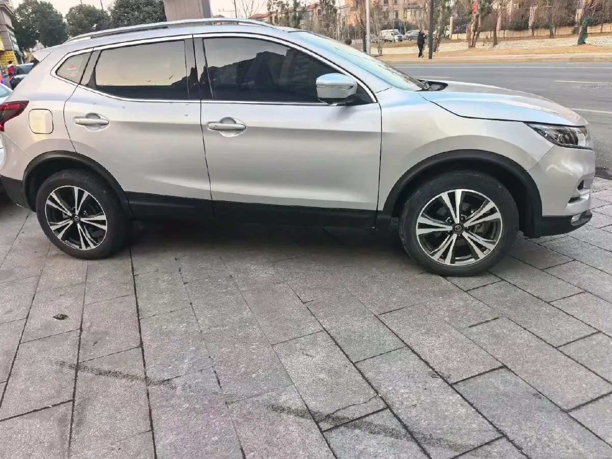 2022 Nissan Qashqai 2.0L 151HP L4 CVT,autocango,china used car exporter,china ev exporter,chinese used car exporter,chinese used ev exporter