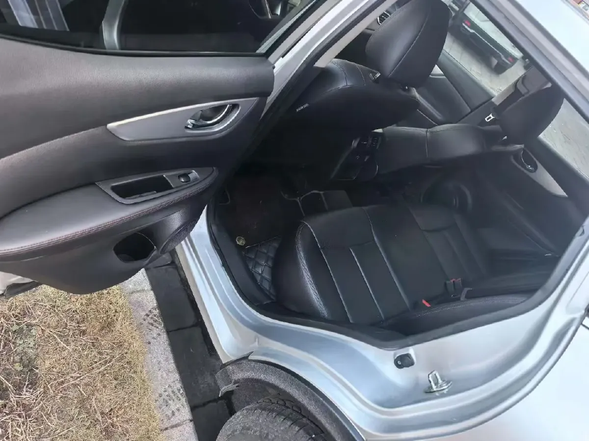 2022 Nissan Qashqai 2.0L 151HP L4 CVT,autocango,china used car exporter,china ev exporter,chinese used car exporter,chinese used ev exporter